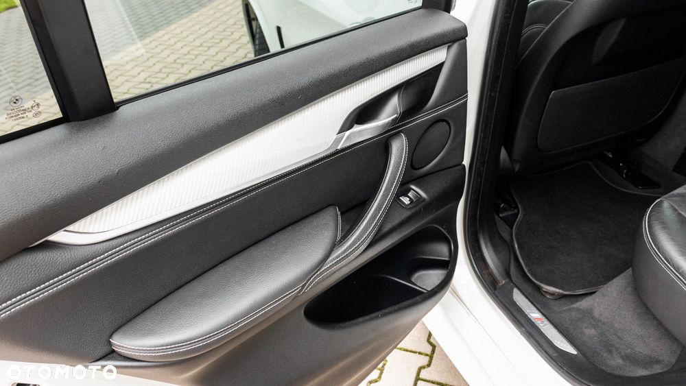 BMW X5 xDrive25d - 24