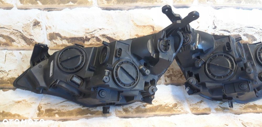 opel astra 4 gtc cascada lampa zwykła halogenowa lewa lub prawa - 9