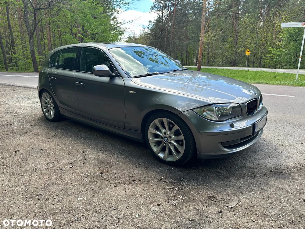 BMW Seria 1 120d DPF - 8