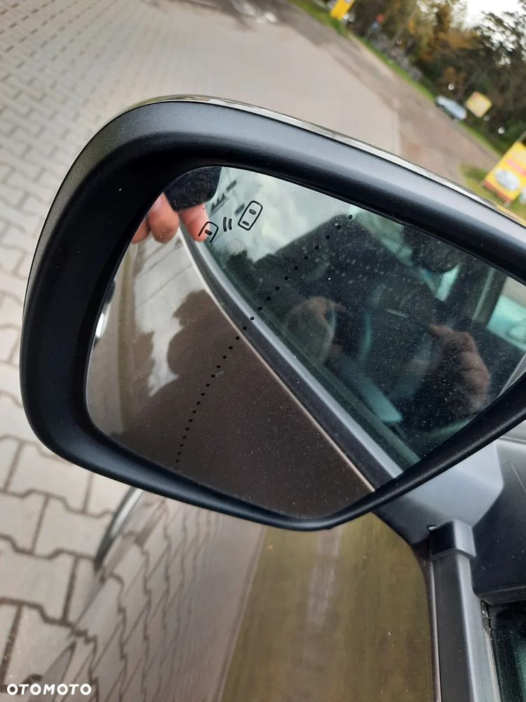 Renault Grand Scenic - 13