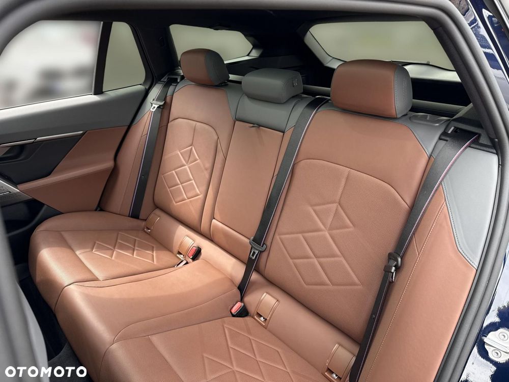 BMW Seria 5 - 17