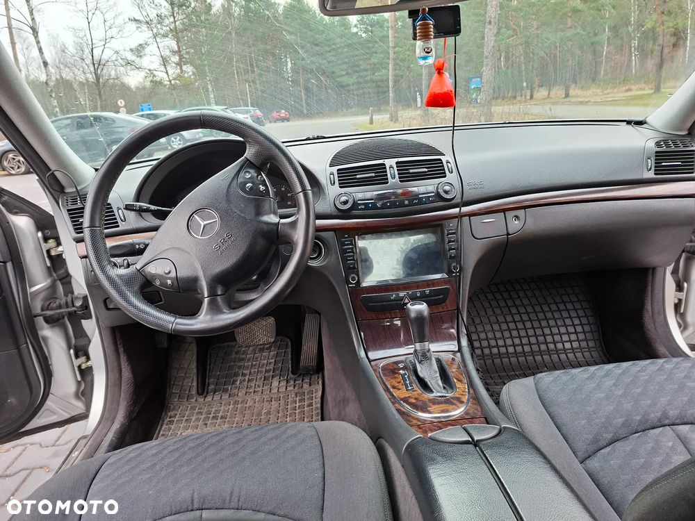 Mercedes-Benz Klasa E 220 CDI Automatik Avantgarde DPF - 7