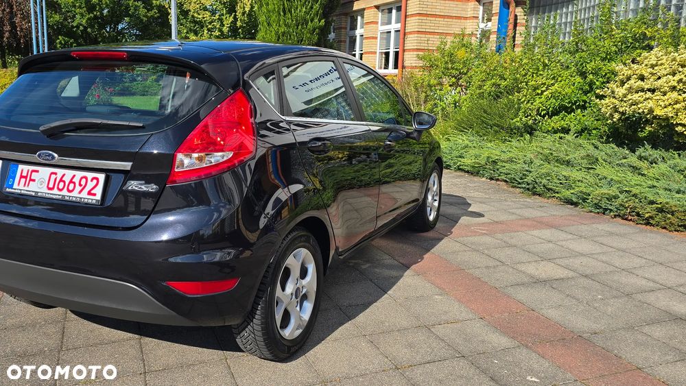 Ford Fiesta - 34