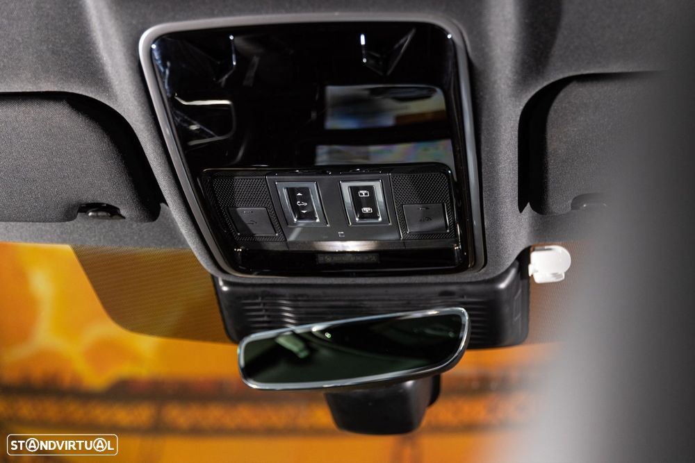 Land Rover Range Rover Velar 2.0 D200 AWD R-Dynamic - 20