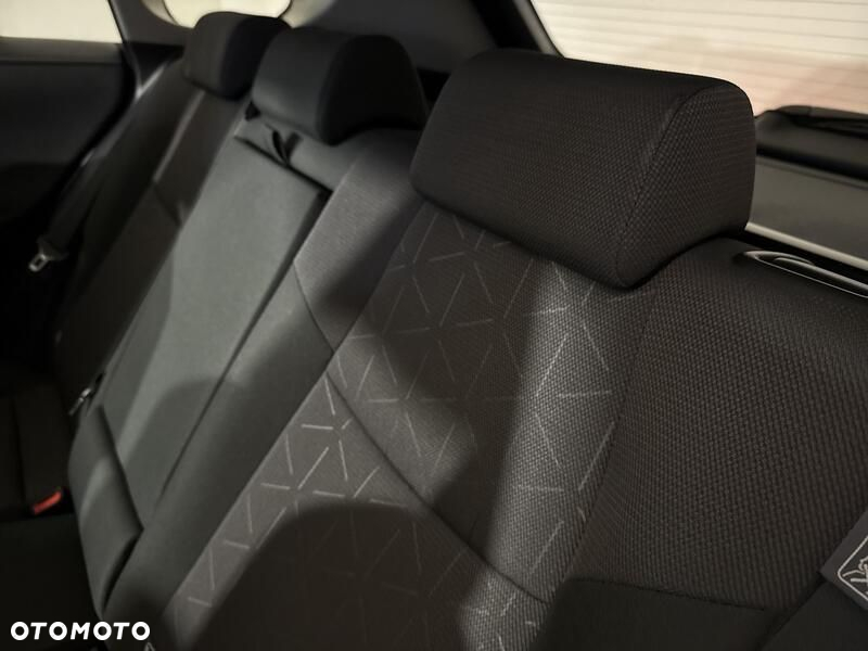 Toyota RAV4 - 19