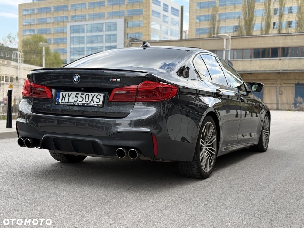 BMW Seria 5 M550i xDrive sport - 8