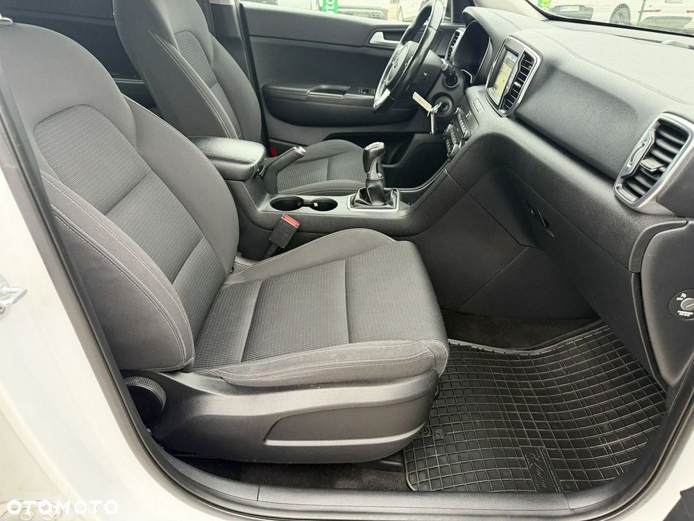 Kia Sportage - 36