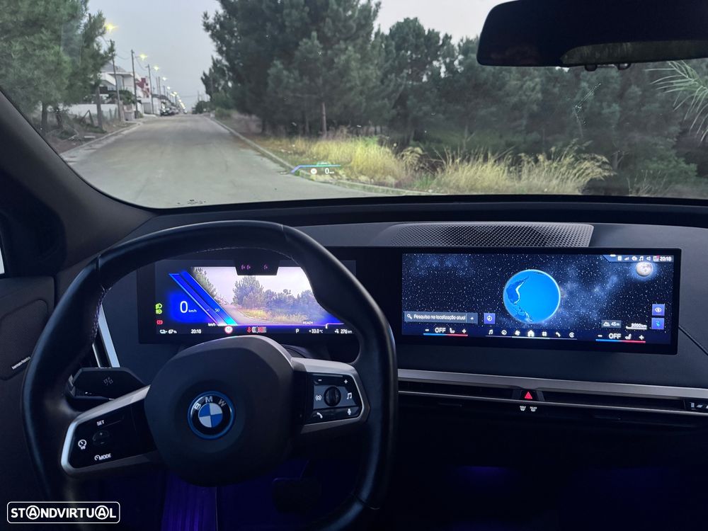 BMW iX xDrive 40 Pack Desportivo - 8