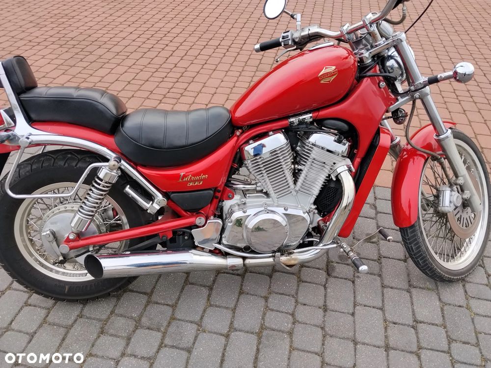 Suzuki Intruder - 9