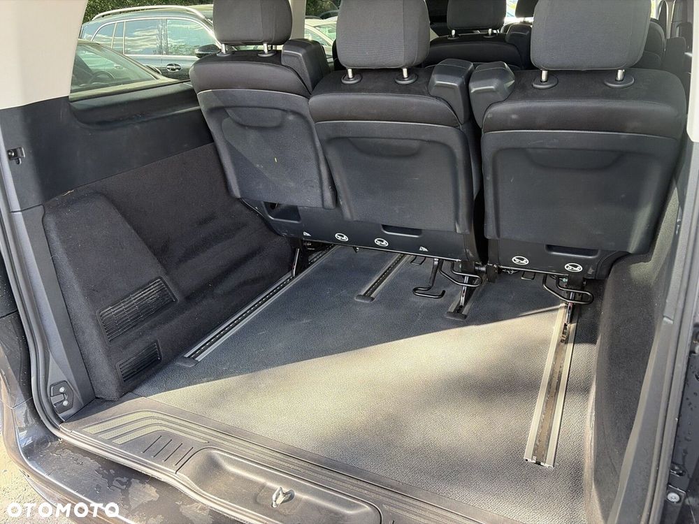 Mercedes-Benz Vito - 21