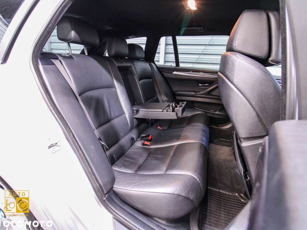 BMW Seria 5 520d Touring Sport-Aut - 8