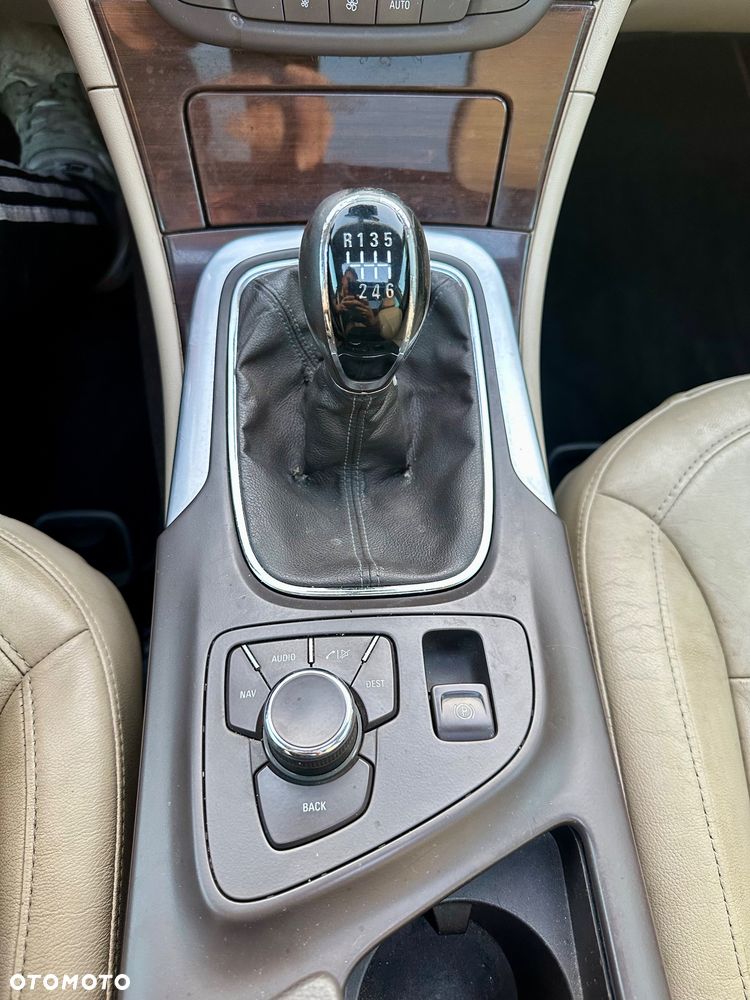 Opel Insignia 2.0 CDTI - 21