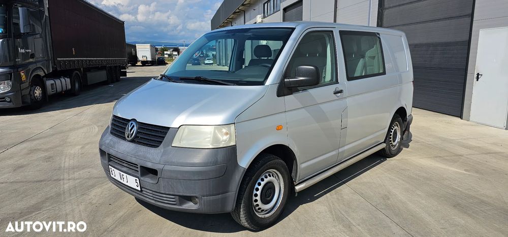 Volkswagen Transporter - 2