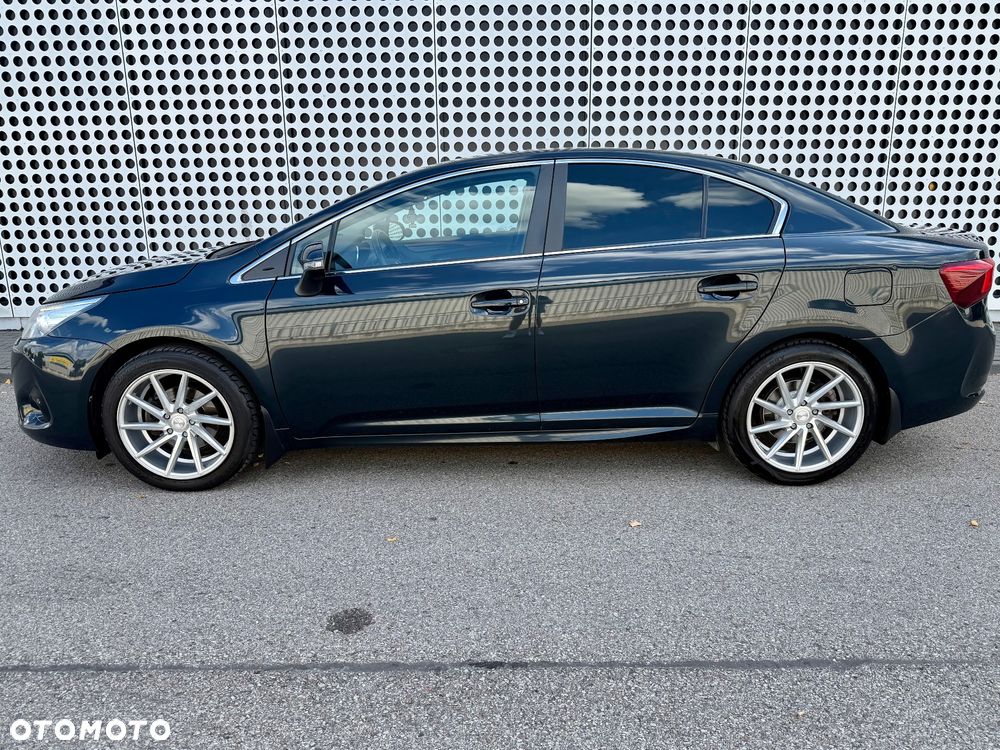 Toyota Avensis 1.8 Business Edition - 1