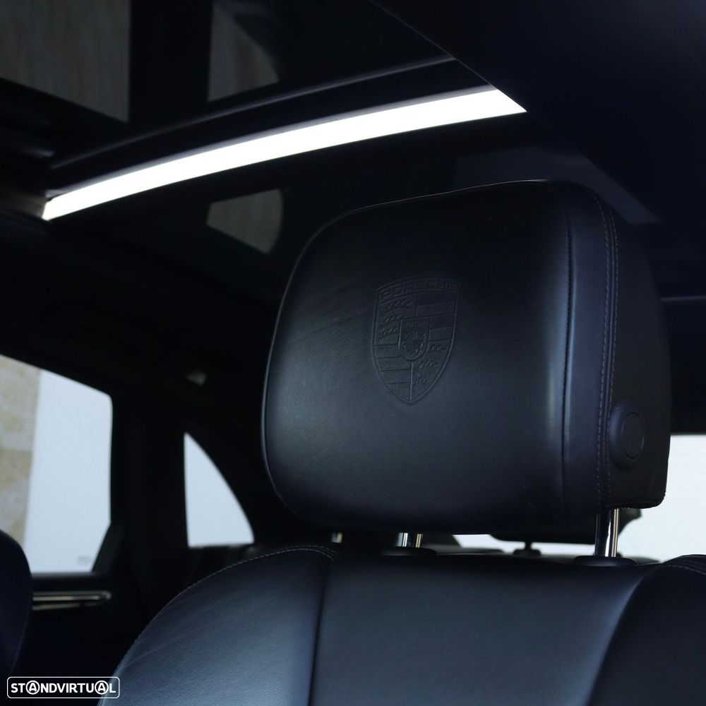 Porsche Macan S - 29