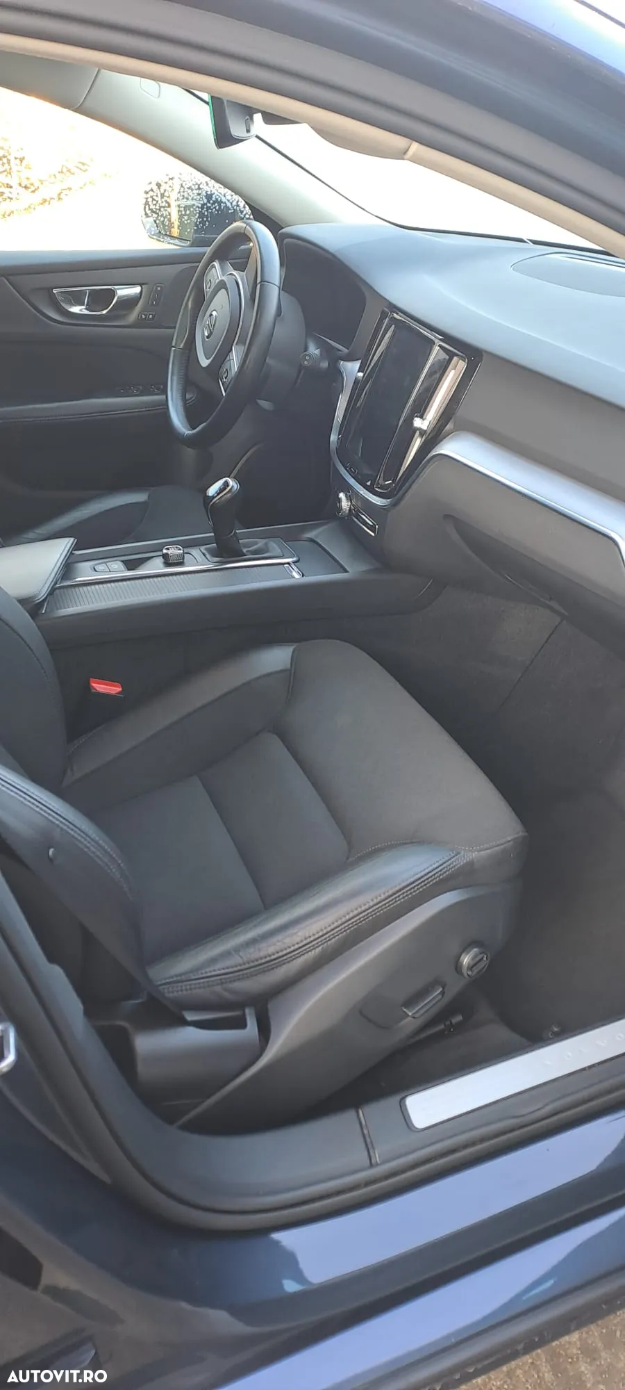 Volvo V60 D3 Momentum - 27