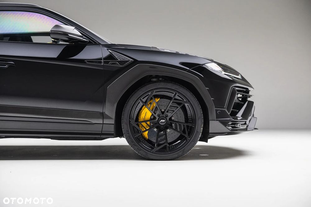 Lamborghini Urus - 14