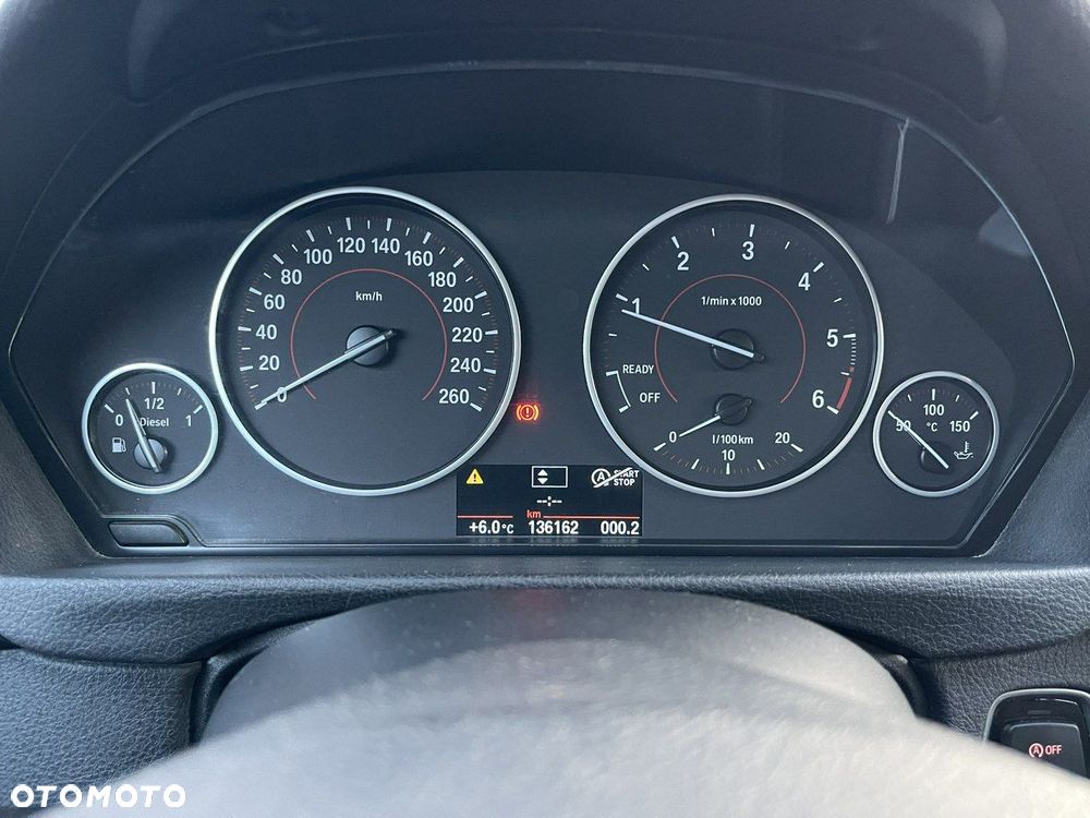 BMW Seria 3 318d xDrive Sport Line - 8