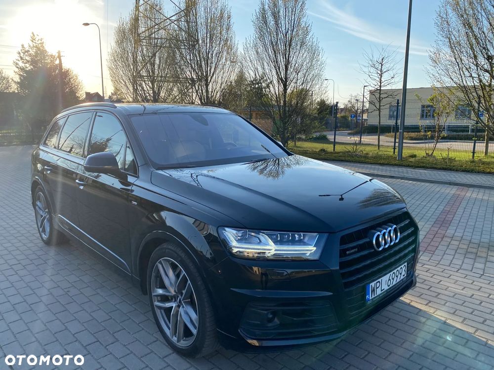 Audi Q7 - 11