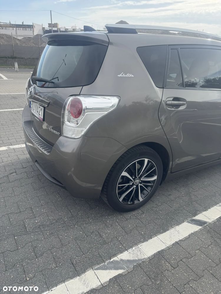 Toyota Verso 1.8 Selection 7os EU6 - 38