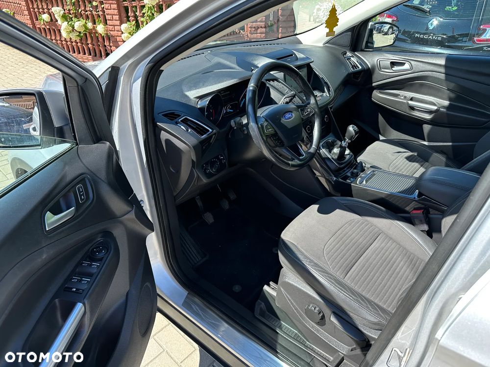 Ford Kuga - 6