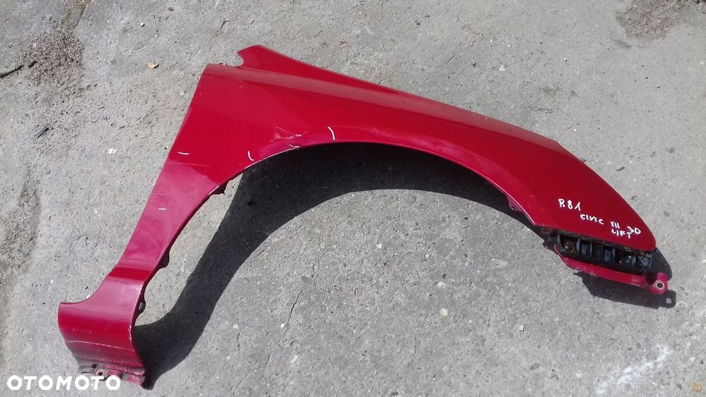 BŁOTNIK PRAWY PRZÓD PRZEDNI HONDA CIVIC VII 3D HB LIFT 04-06 R81 - 2