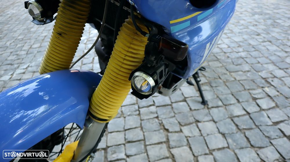 Yamaha XT750Z Super Tenere - 31