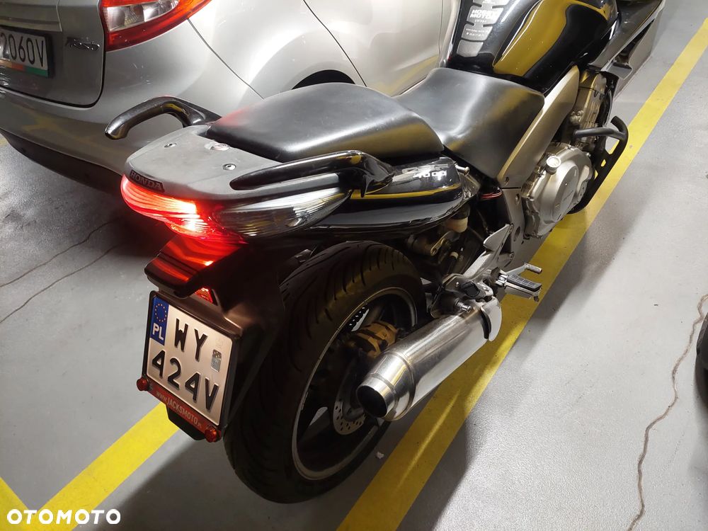 Honda CBF - 13