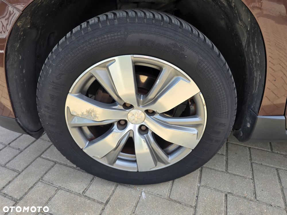 Peugeot 2008 - 17