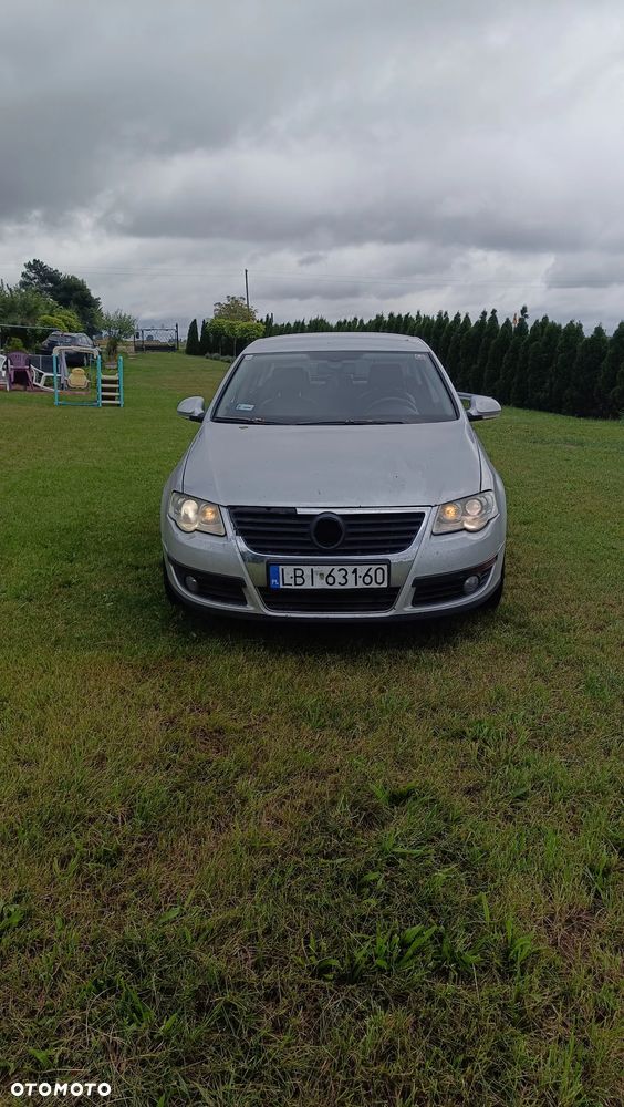 Volkswagen Passat - 6