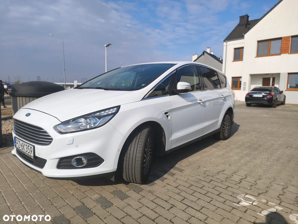Ford S-Max 2.0 EcoBlue Titanium - 1