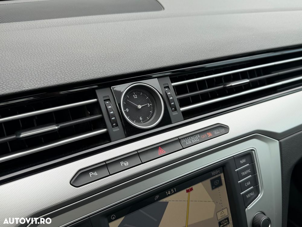 Volkswagen Passat 1.6 TDI (BlueMotion Technology) DSG Comfortline - 13