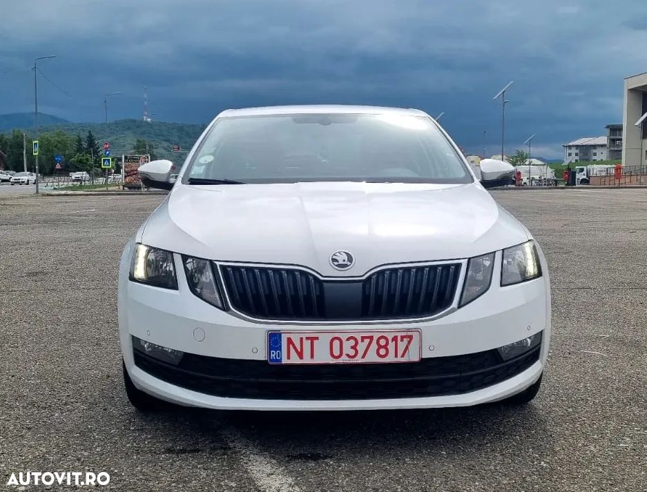 Skoda Octavia - 1