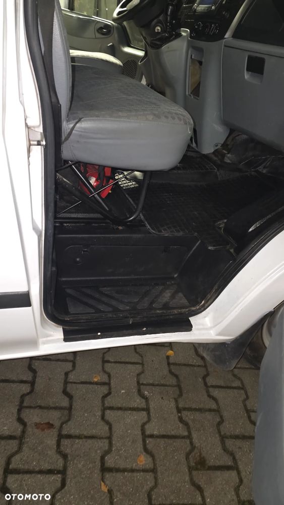 Ford Transit - 18