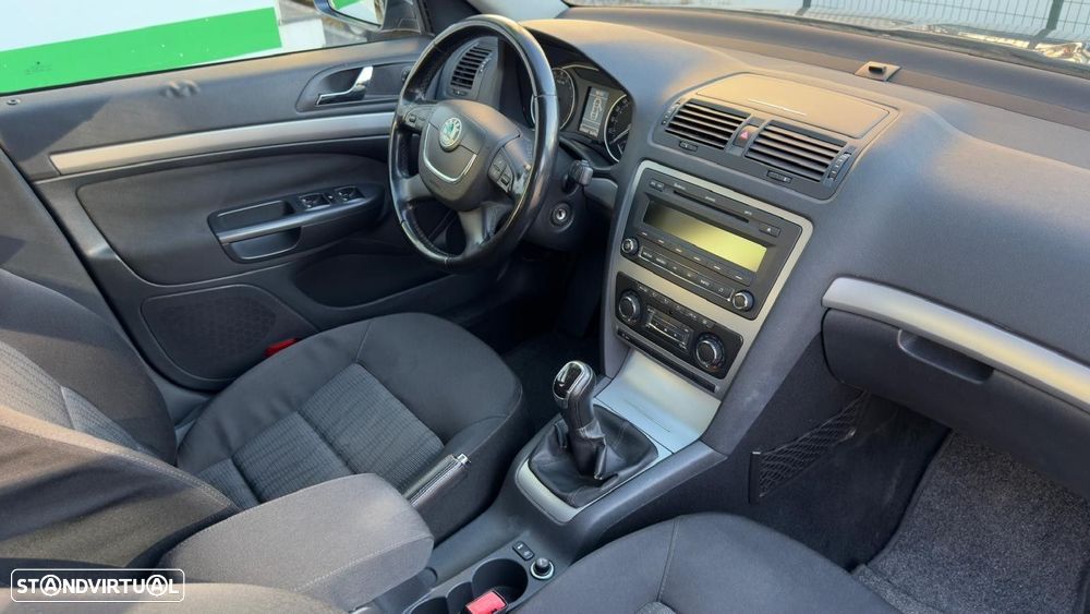 Skoda Octavia 1.6 TDI Elegance - 8