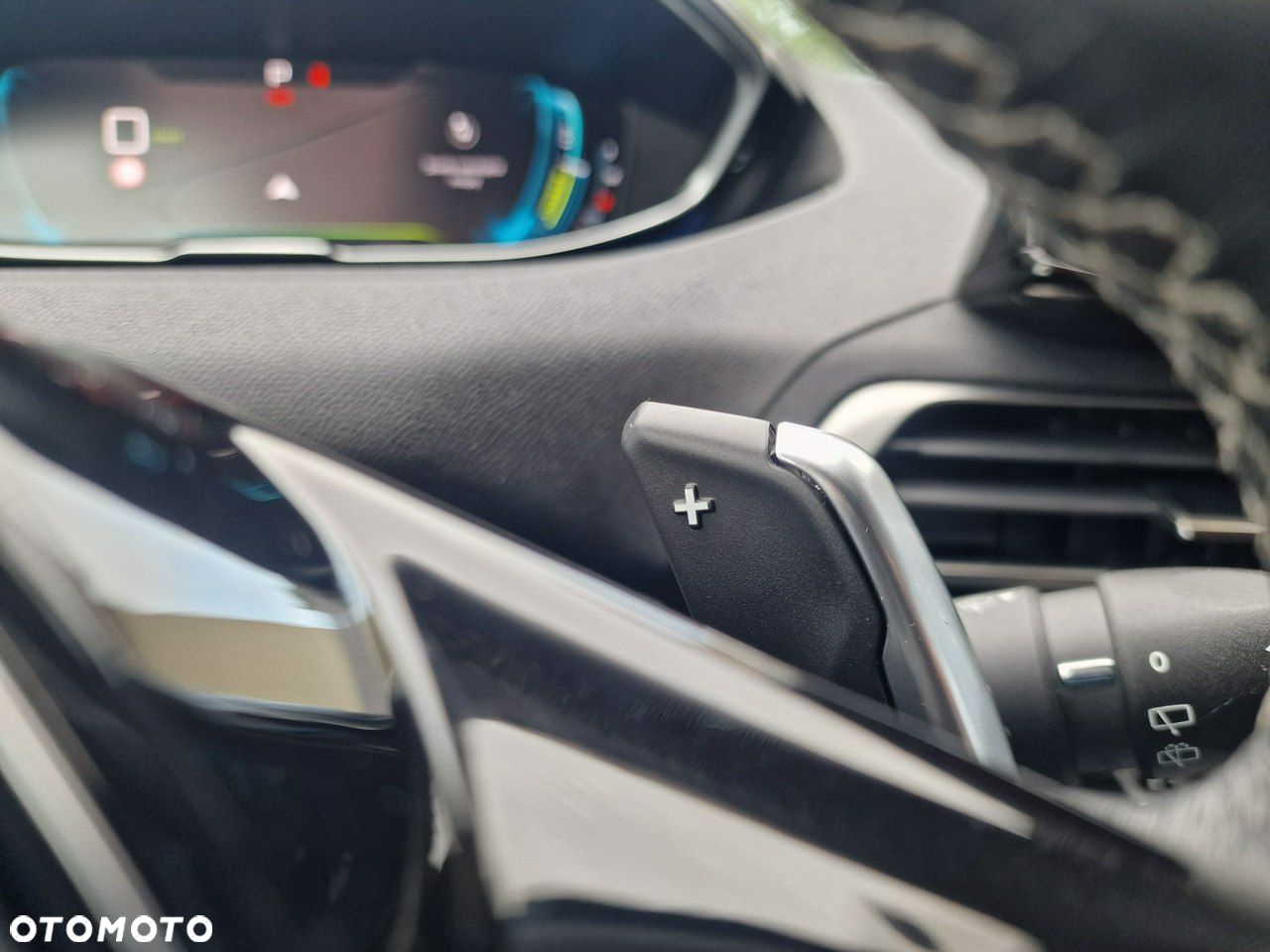 Peugeot 3008 1.6 PureTech Hybrid PHEV Allure S&S EAT8 - 38