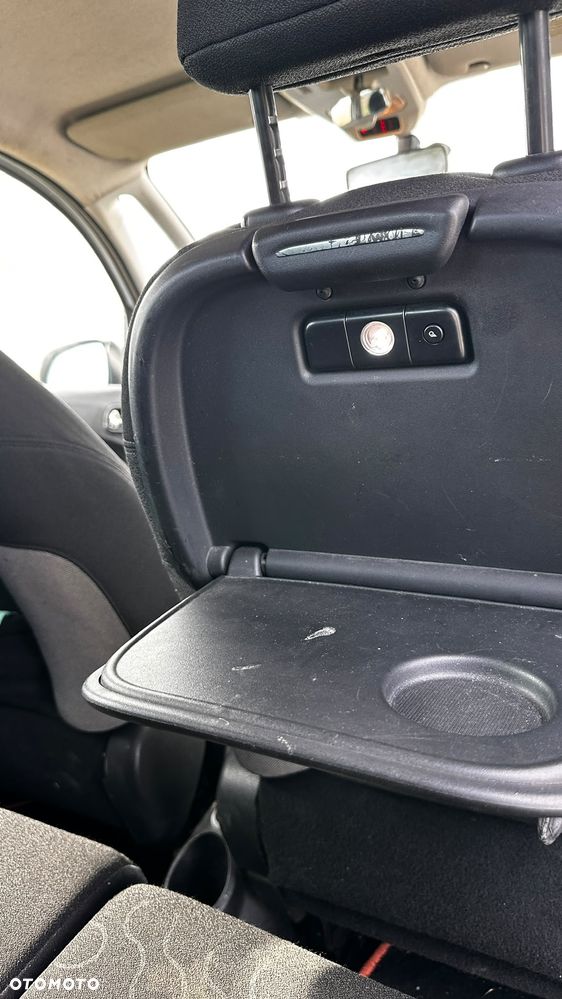 Citroën C3 Picasso 1.6 HDi Exclusive - 13