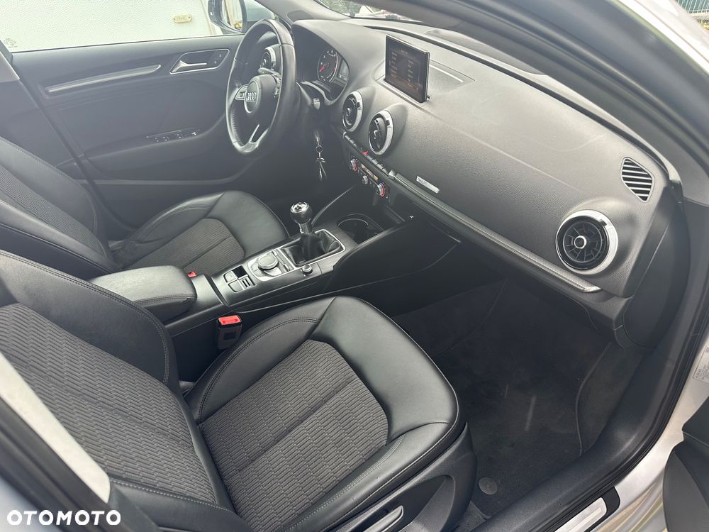 Audi A3 Sportback 1.0 TFSI - 19