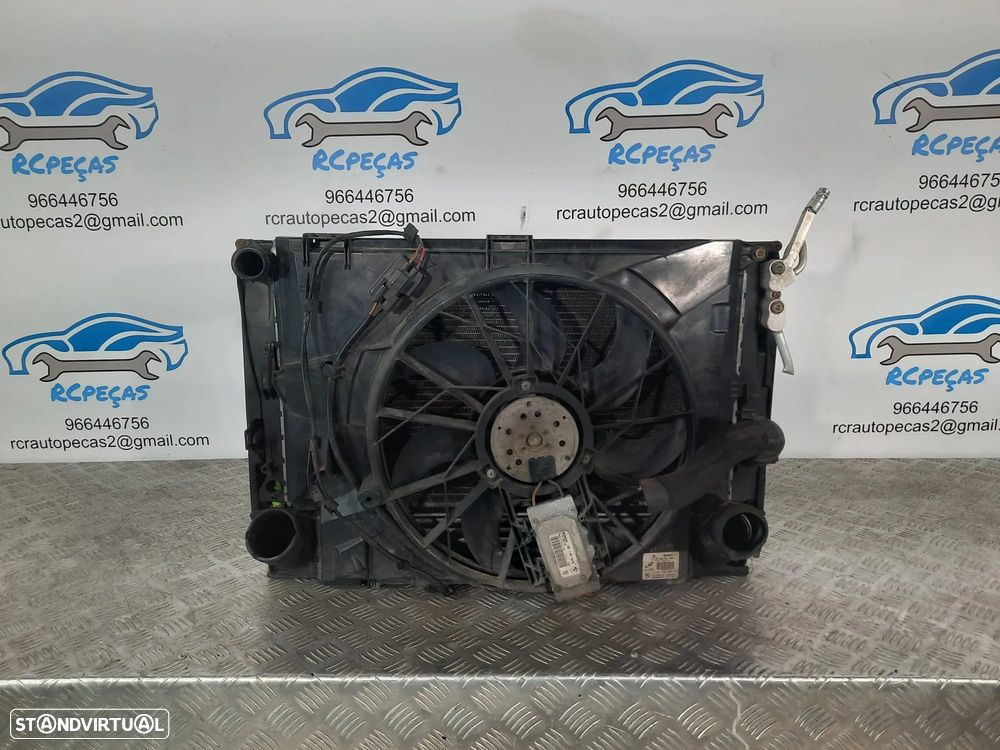 RADIADOR DE ÁGUA ARREFECIMENTO MOTOR TERMOVENTILADOR BMW SERIE 1 E81 E82 E87 E88 ORIGINAL - 1