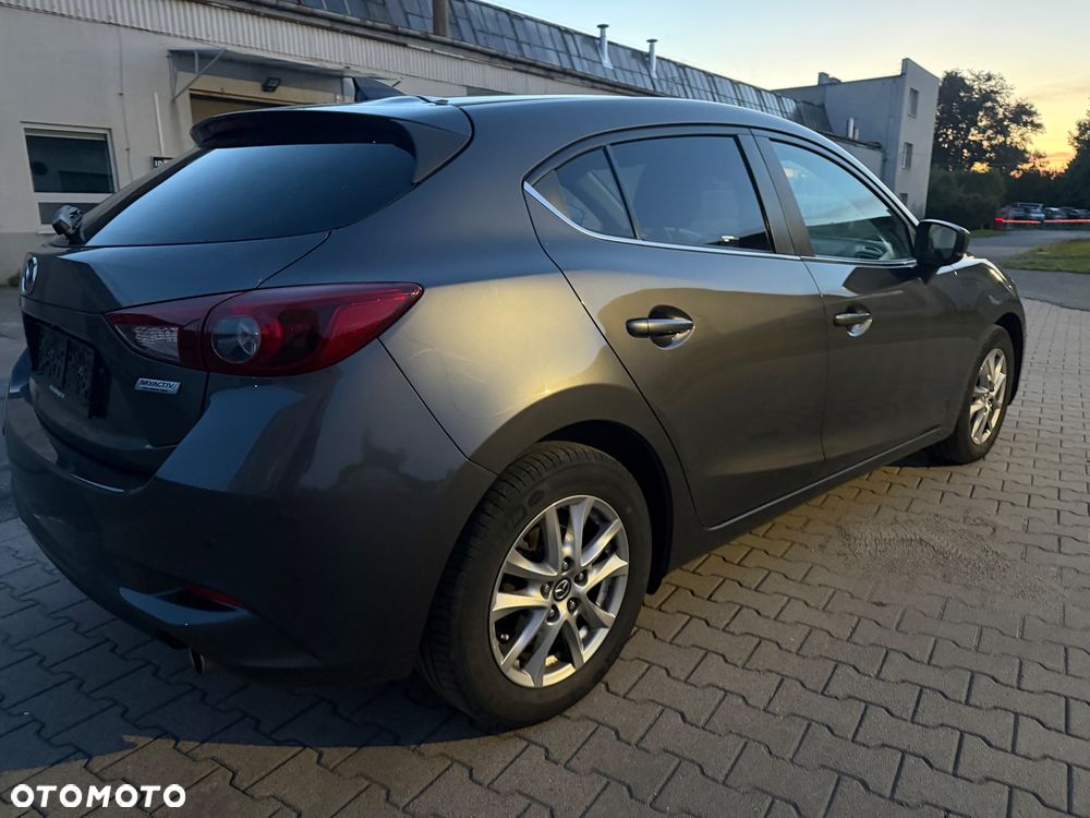 Mazda 3 - 7