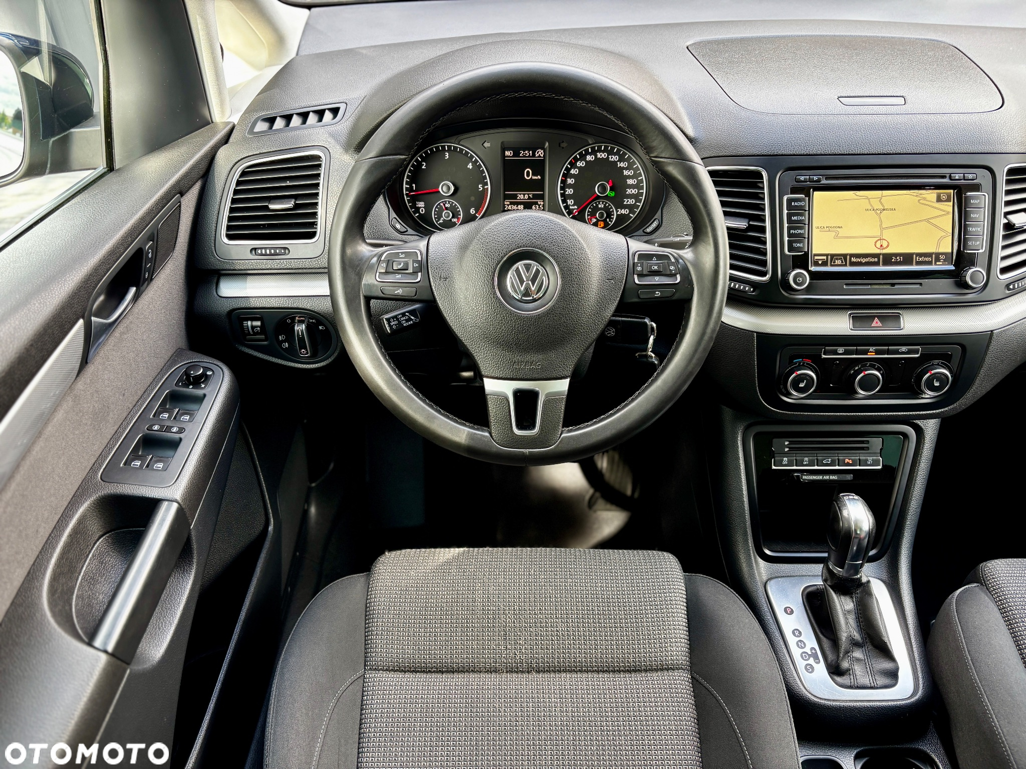 Volkswagen Sharan 2.0 TDI Highline DSG - 16