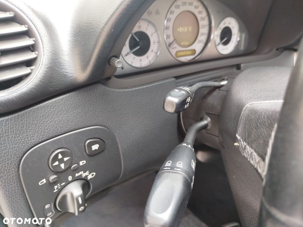 Mercedes-Benz CLK 200 Kompressor Avantgarde Sport Edition - 25