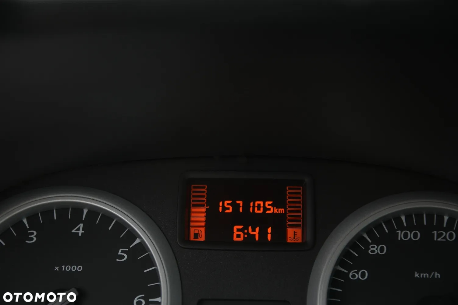 Dacia Duster 1.6 - 31