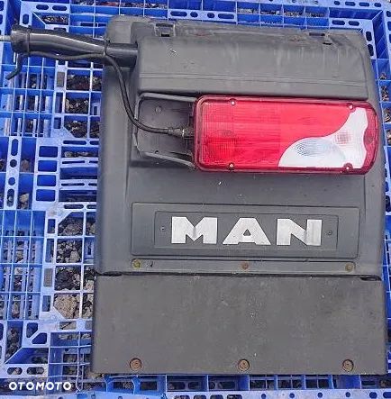 # MAN TGX 2018r EURO 6 BŁOTNIK RURA MOCOWANIE LAMPA PRAWY TYŁ TYLNY PRAWE TYLNE