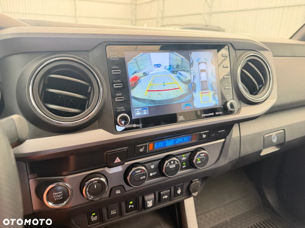 Toyota Tacoma - 8