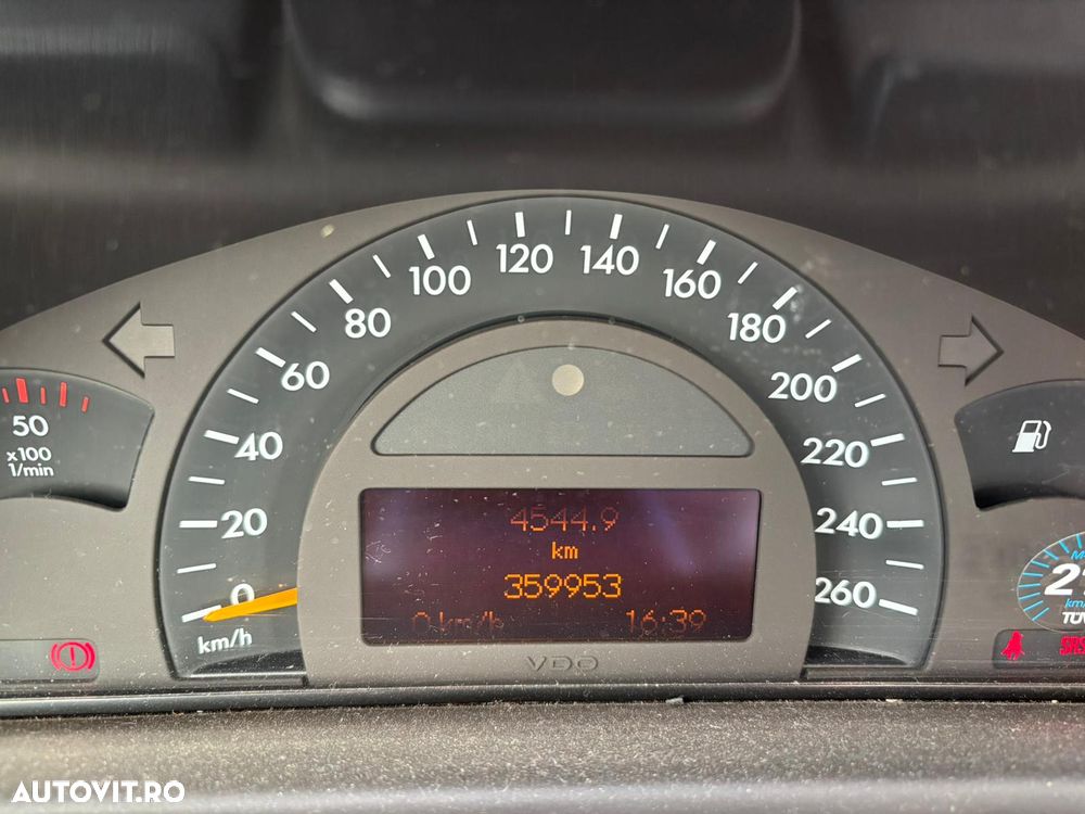 Mercedes-Benz C 220 CDI Classic - 16