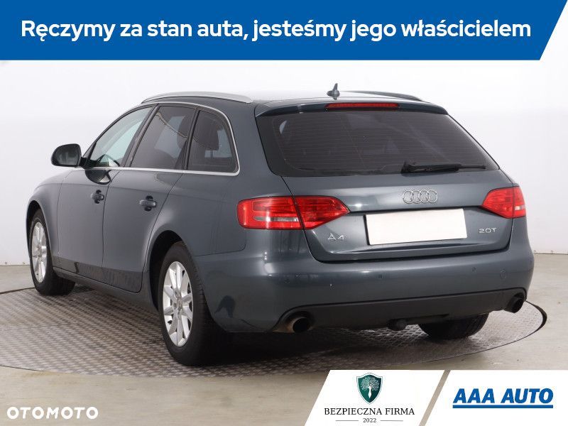 Audi A4 Avant - 6