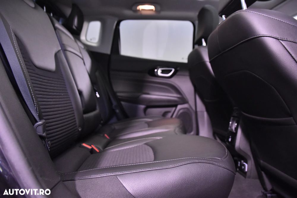 Jeep Compass 1.3T DDCT 2WD Limited - 7