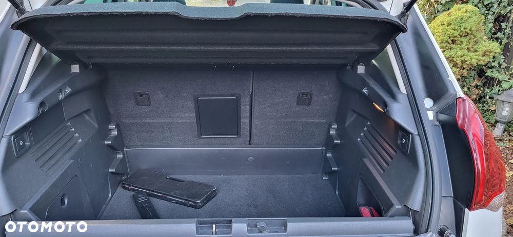 Peugeot 3008 1.6 HDi Style - 6