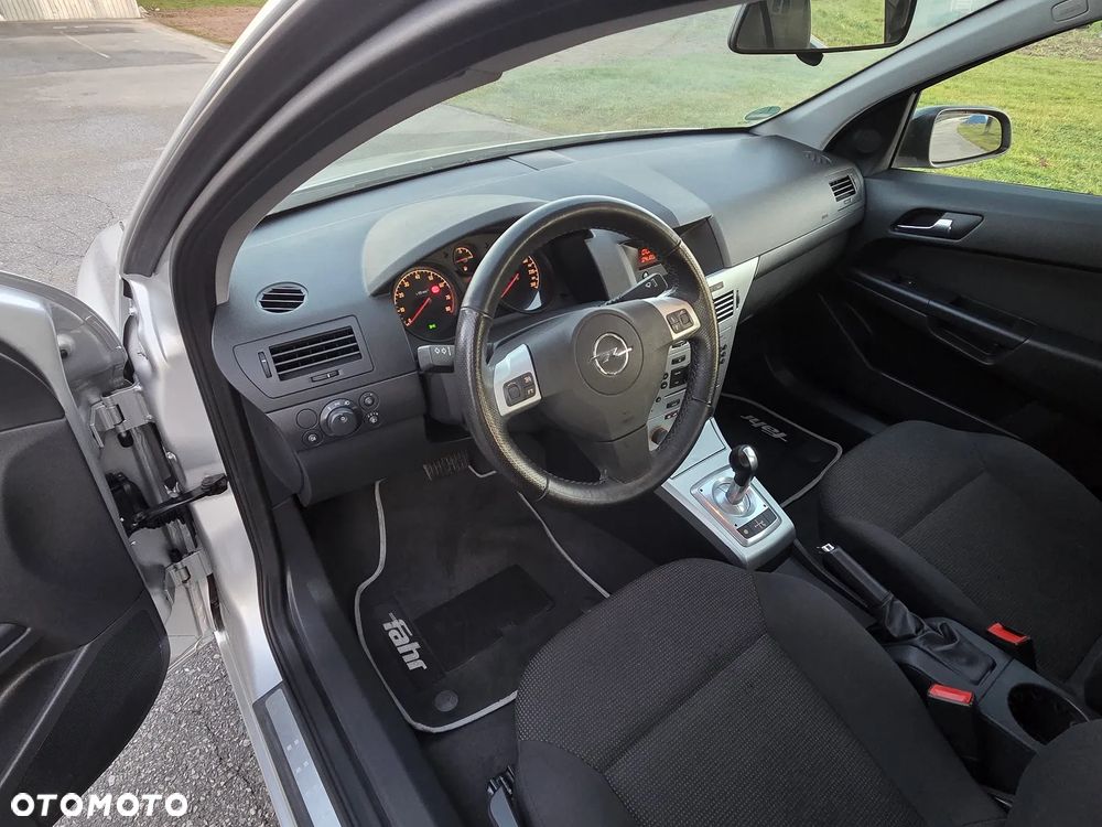 Opel Astra - 10